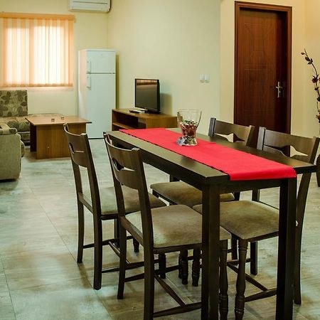 Yoneda Houses ساباريفا بانيا الغرفة الصورة