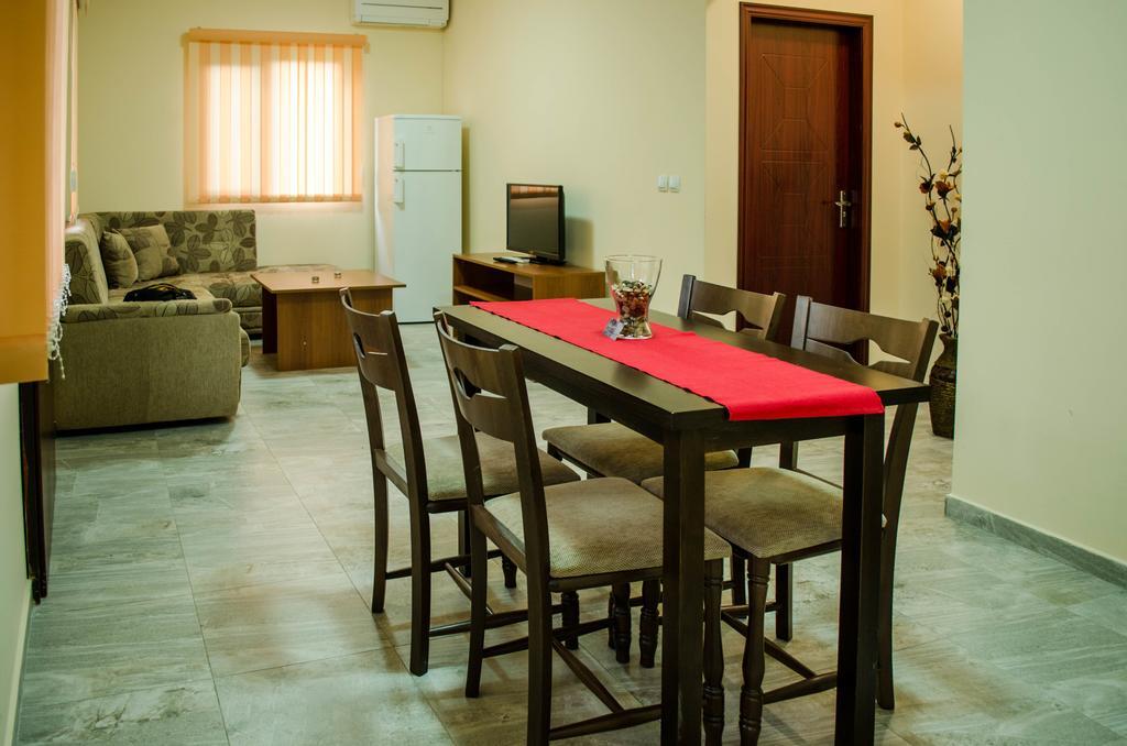 Yoneda Houses ساباريفا بانيا الغرفة الصورة