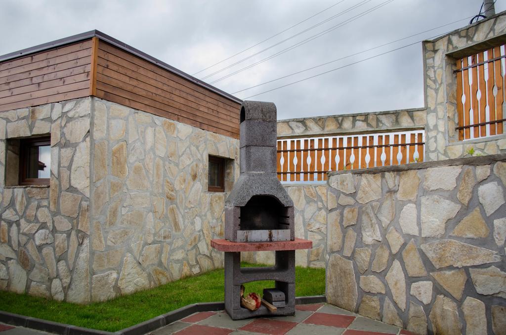 Yoneda Houses ساباريفا بانيا الغرفة الصورة